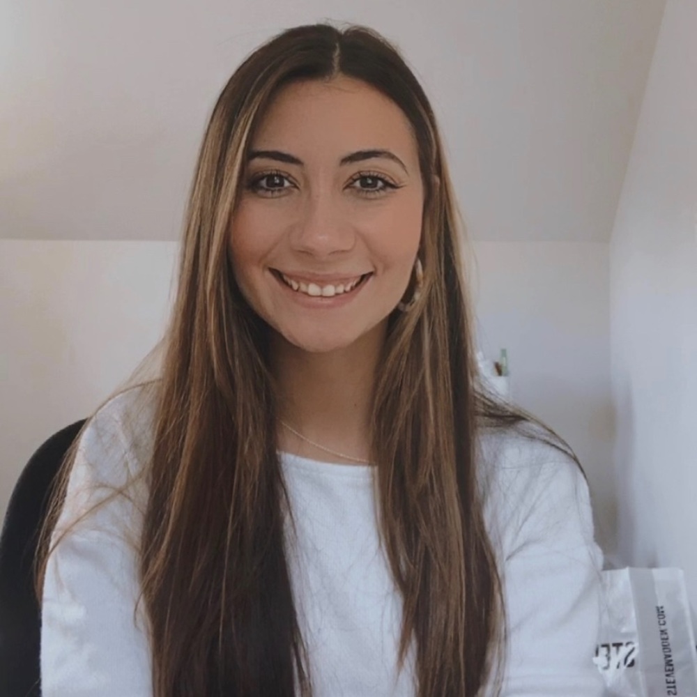 Meet your Posher, Kayla